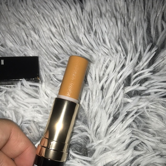 Bobbi brown skin foundation stick - W-074  golden